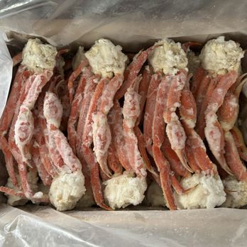 Pacific Seafood Distribution - Snow crab legs - Seafood Markets Near Me - Honolulu, Hawaii