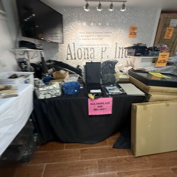Schwartz - Jewelry Near Me - Honolulu, Hawaii