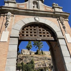 Oficina de Turismo Puerta de Bisagra