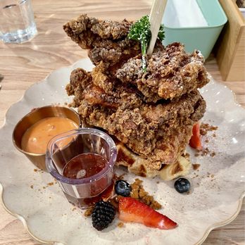 Taste & Glory - Chicken Croffle ($18) - Breakfast & Brunch Near Me - San Mateo, California Taste & Glory - Chicken Croffle ($18) - Breakfast & Brunch Near Me - San Mateo, California