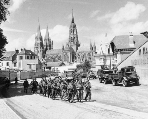 Notre-Dame de Bayeux by null