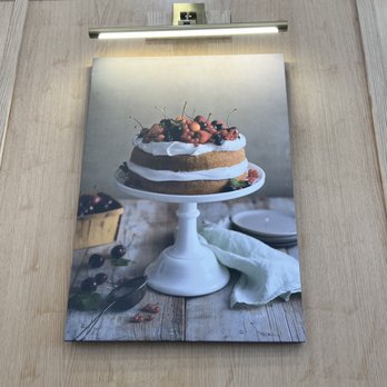 Tous Les Jours - Inside decor - Bakeries Near Me - Smithtown, New York Tous Les Jours - Inside decor - Bakeries Near Me - Smithtown, New York