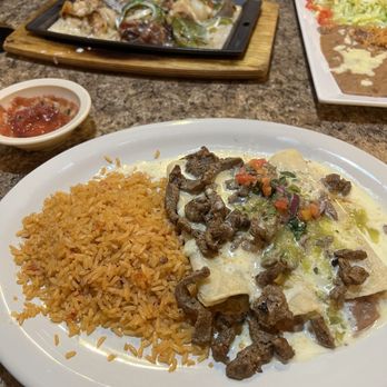 El Patron - Enchiladas y fajitas - Mexican Near Me - Russellville, Alabama El Patron - Enchiladas y fajitas - Mexican Near Me - Russellville, Alabama