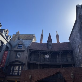 Universal Studios Florida - Diagon Alley @ Universal Studios - Amusement Parks Near Me - Orlando, Florida Universal Studios Florida - Diagon Alley @ Universal Studios - Amusement Parks Near Me - Orlando, Florida