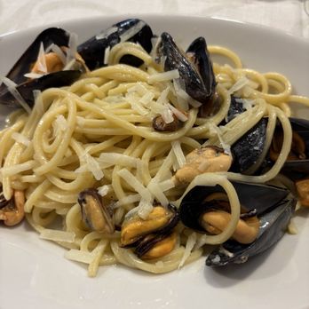 Da Olimpio - Fettuccine with mussels - Italian Near Me - Rome, RM Da Olimpio - Fettuccine with mussels - Italian Near Me - Rome, RM