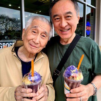 Super Pinoy Store - Halo halo - Bakeries Near Me - San Antonio, Texas