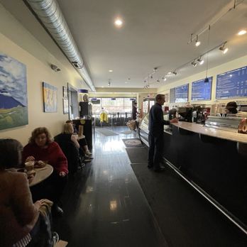 Tusk & Cup - Order pick up and seating - Coffee & Tea Near Me - Ridgefield, Connecticut Tusk & Cup - Order pick up and seating - Coffee & Tea Near Me - Ridgefield, Connecticut