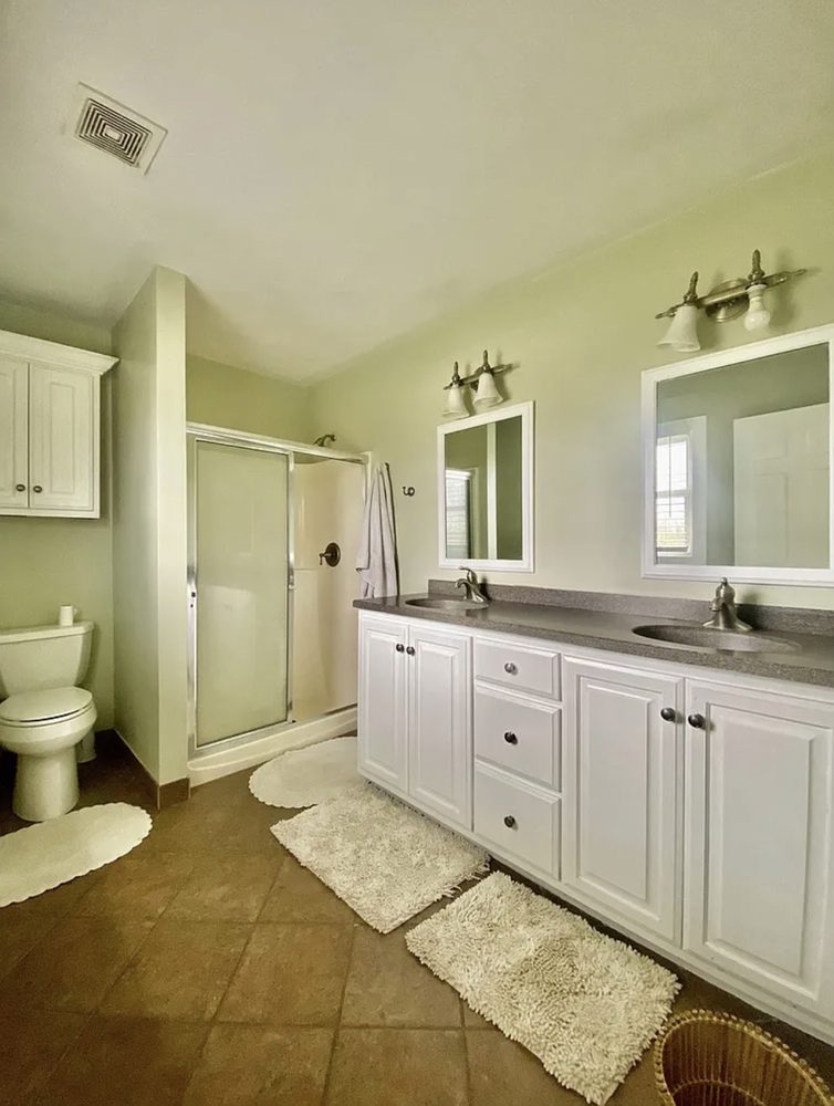 ROYAL CLEANERS & ORGANIZING 39 Photos River Grove, Illinois Home