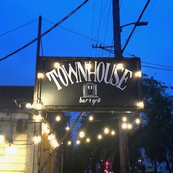 Townhouse - New American Near Me - Emeryville, California Townhouse - New American Near Me - Emeryville, California