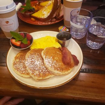Honeybees - Coffee & Tea Near Me - San Diego, California Honeybees - Coffee & Tea Near Me - San Diego, California