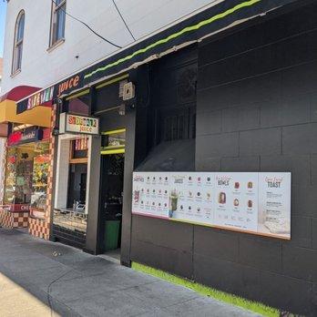 Sidewalk Juice - Hole in the wall - Juice Bars & Smoothies Near Me - San Francisco, California Sidewalk Juice - Hole in the wall - Juice Bars & Smoothies Near Me - San Francisco, California