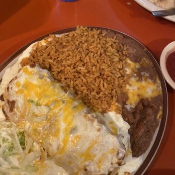 Via Delosantos - Pollo fundido - Mexican Near Me - Phoenix, Arizona Via Delosantos - Pollo fundido - Mexican Near Me - Phoenix, Arizona