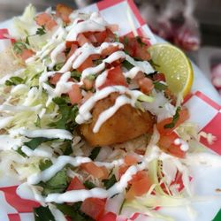 Ricky’s Birira De Res Estilo Tijuana - Taco de pescado