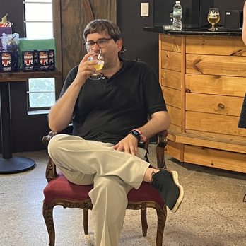 The Tank Brewing - Profesor Edwin, our lifeline during trivia - Breweries Near Me - Miami, Florida The Tank Brewing - Profesor Edwin, our lifeline during trivia - Breweries Near Me - Miami, Florida