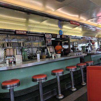 Wolfe's Diner - Beautifully maintained diner - Diners Near Me - Dillsburg, Pennsylvania