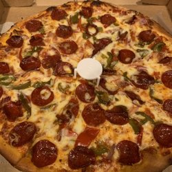 Beni’s Pizza - Pizza with roni, green peppers. Bland. Just felt like it was missing sweetness in the sauce or even that salty taste from the cheese.