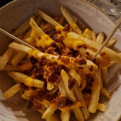 Old Wild West - French fries with cheddar and bacon