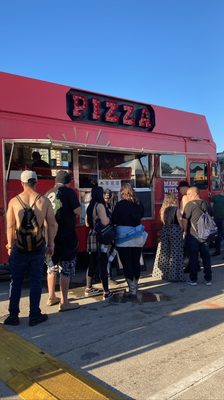 Angelenos' Wood Fired Pizza Catering by null