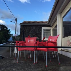 Queijo Vaquinha - Outdoor eating area.