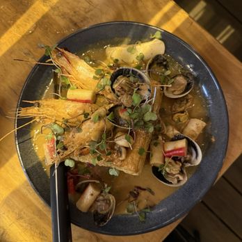 Bone Kettle - Laksa Seafood Vol-au-vent - Breakfast & Brunch Near Me - Pasadena, California