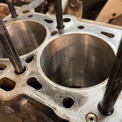 Charles Automotive Machine - Block scratches and cylinder scores.