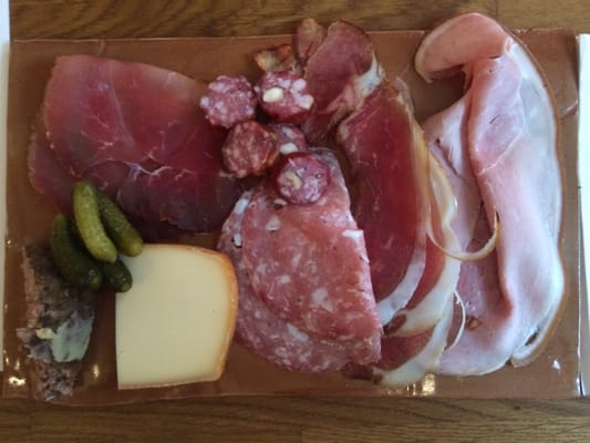 Thirion - Charcuterie & Vins by null