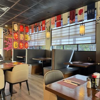 Tamaya Sushi - Sushi Bars Near Me - Gainesville, Florida Tamaya Sushi - Sushi Bars Near Me - Gainesville, Florida