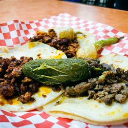 Taqueria Mi Pueblo - 3 tacos