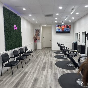 Fresh Look Threading - Beautiful clean salon - Waxing Near Me - Rancho Cucamonga, California