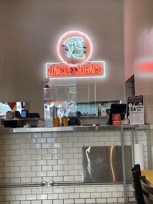 Uncle John's Cafe by null
