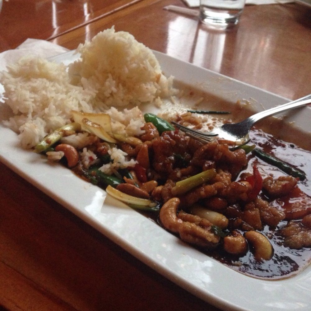 Zab Thai - They made a healthy dish into an unhealthy one by deep frying the chicken first. - Thai Near Me - Everett, Washington Zab Thai - They made a healthy dish into an unhealthy one by deep frying the chicken first. - Thai Near Me - Everett, Washington