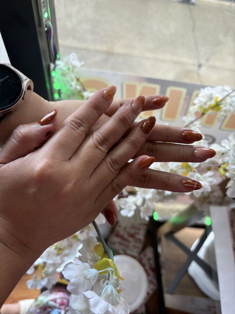 Sugar Nails Logo