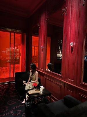 LA TABLE de Joël Robuchon by null