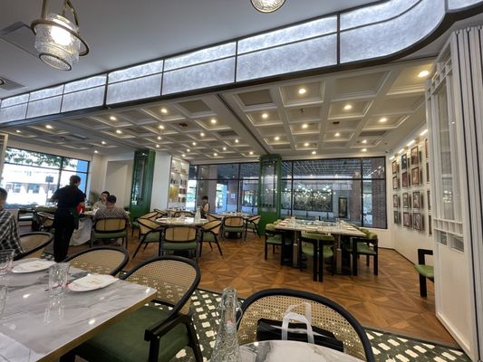 1983 Chinese Cuisine Restaurant by null