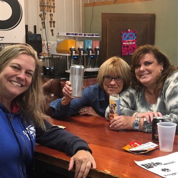 OSB Ciderworks - Annie, the bartender, my aunt and me! - Cideries Near Me - Lakeville, New York OSB Ciderworks - Annie, the bartender, my aunt and me! - Cideries Near Me - Lakeville, New York