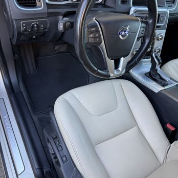 JJ's Auto Detailing Shop - Dry Shampoo - Auto Detailing Near Me - Richmond, California JJ's Auto Detailing Shop - Dry Shampoo - Auto Detailing Near Me - Richmond, California