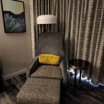 Hyatt Regency Vancouver - Chair - Hotels Near Me - Vancouver, British Columbia Hyatt Regency Vancouver - Chair - Hotels Near Me - Vancouver, British Columbia