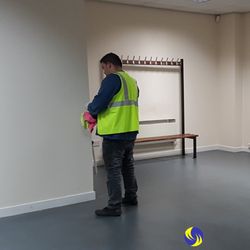 Luna Cleaning Solutions - Commercial Deep Cleaning