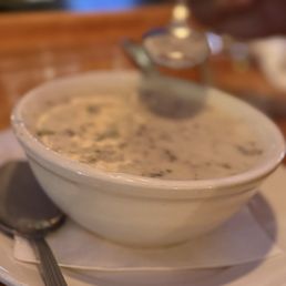 Clem chowder. Yummy!