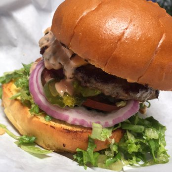 Ty's Burger House - Classic burger - Burgers Near Me - Oceanside, California