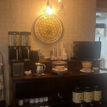 The Bee & the Biscuit - Breakfast & Brunch Near Me - Virginia Beach, Virginia The Bee & the Biscuit - Breakfast & Brunch Near Me - Virginia Beach, Virginia