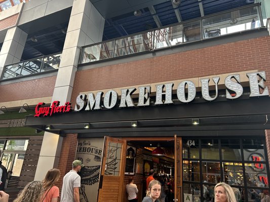 Guy Fieri's Smokehouse by null