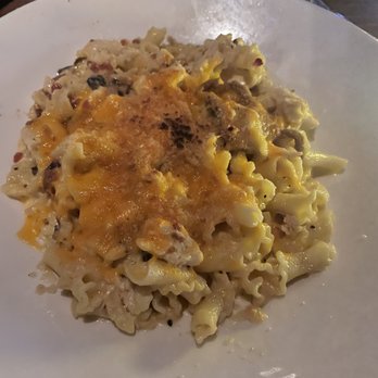 Yard House - Mac and -Mac-Cheese-2 - Bars Near Me - San Antonio, Texas Yard House - Mac and -Mac-Cheese-2 - Bars Near Me - San Antonio, Texas