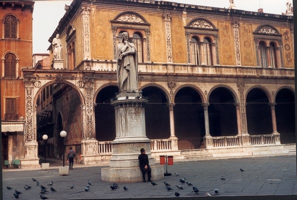 Piazza dei Signori by null