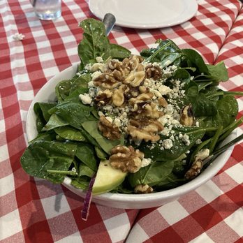 Grimaldi's Pizzeria - Apple Walnut Salad - Pizza Near Me - Allen, Texas Grimaldi's Pizzeria - Apple Walnut Salad - Pizza Near Me - Allen, Texas