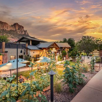 Cowboys & Angels Speakeasy Cocktail Parlor