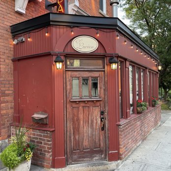 Chez Lucien - Bars Near Me - Ottawa, Ontario