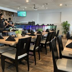 Noutta Sushi And Thai - Inside