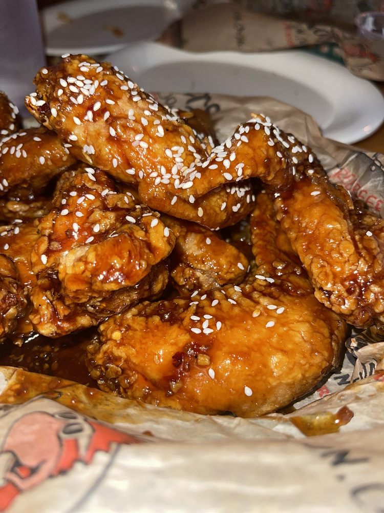 ROOSTERS Updated May 2024 294 Photos & 118 Reviews 7405 Preston