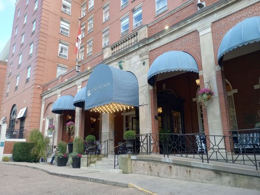 The Lord Nelson Hotel & Suites by null